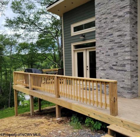32 Fulton Lane Thomas WV 26292