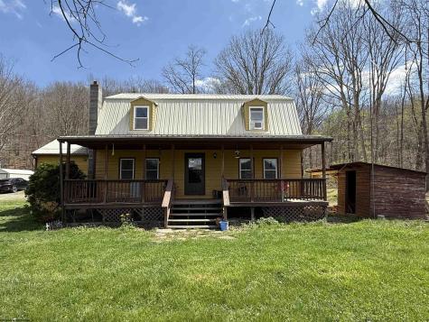 1174 Bell Crouch Road Huttonsville WV 26273