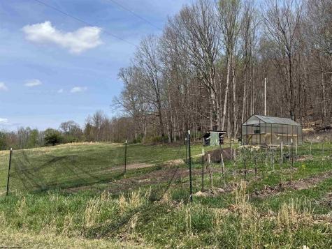 1174 Bell Crouch Road Huttonsville WV 26273