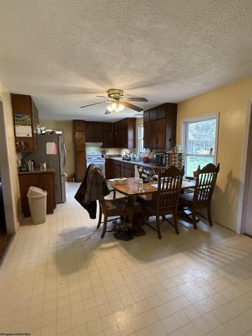 1174 Bell Crouch Road Huttonsville WV 26273