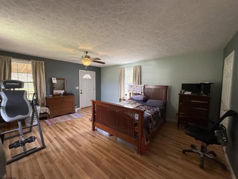 1174 Bell Crouch Road Huttonsville WV 26273
