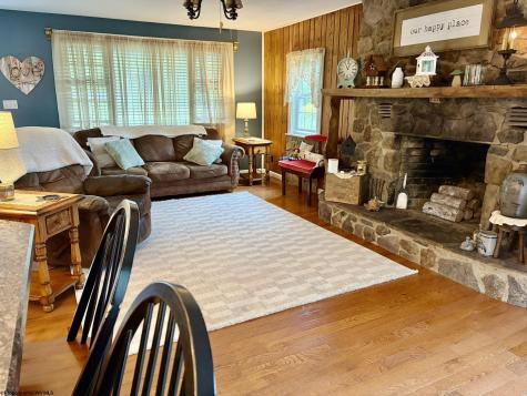 6786 Lantz Ridge Rd Avenue Aurora WV 26705