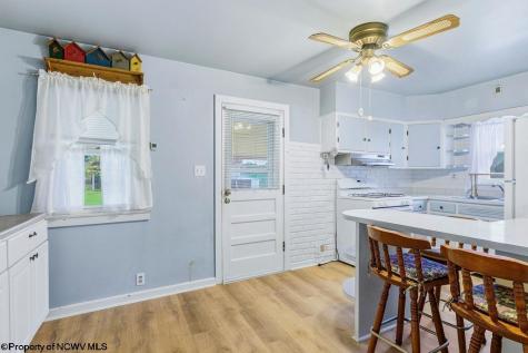 406 Thomas Avenue Nutter Fort WV 26301