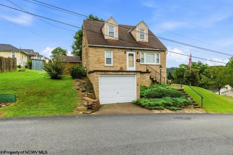 406 Thomas Avenue Nutter Fort WV 26301