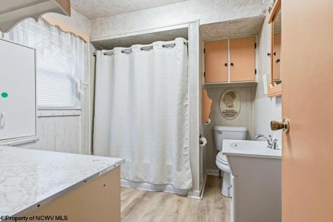 406 Thomas Avenue Nutter Fort WV 26301