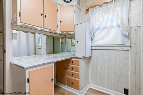 406 Thomas Avenue Nutter Fort WV 26301