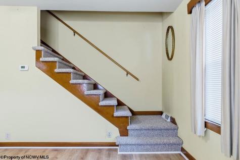 406 Thomas Avenue Nutter Fort WV 26301