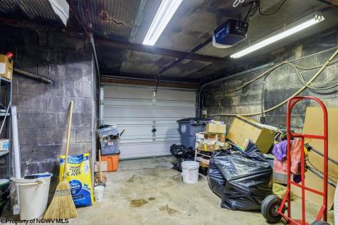 406 Thomas Avenue Nutter Fort WV 26301