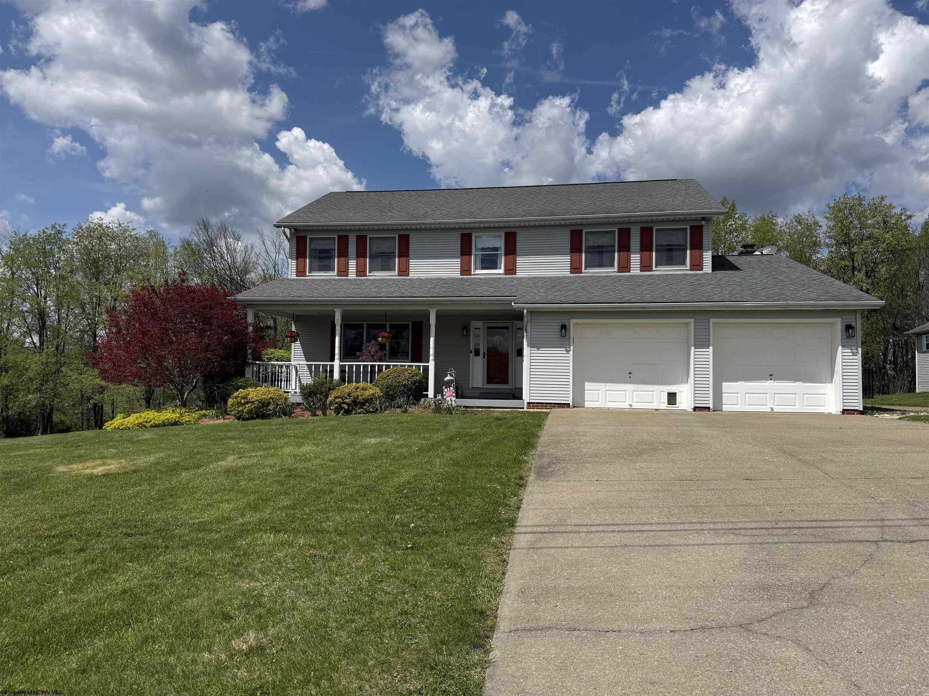 280 Deerfield Circle Kingwood WV 26537