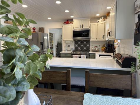 280 Deerfield Circle Kingwood WV 26537