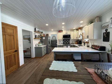 280 Deerfield Circle Kingwood WV 26537