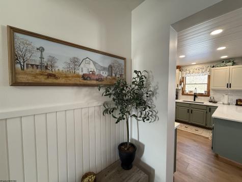 280 Deerfield Circle Kingwood WV 26537