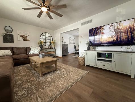 280 Deerfield Circle Kingwood WV 26537