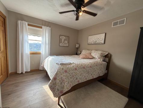 280 Deerfield Circle Kingwood WV 26537