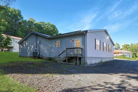 427 Morgantown Street Kingwood WV 26537