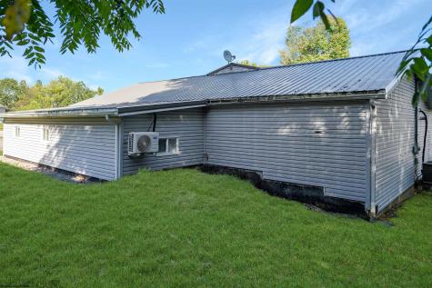 427 Morgantown Street Kingwood WV 26537