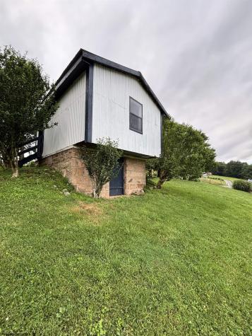 4907 Nestorville Road Philippi WV 26416
