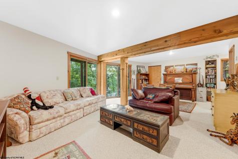 332 Daisy Drive Terra Alta WV 26764