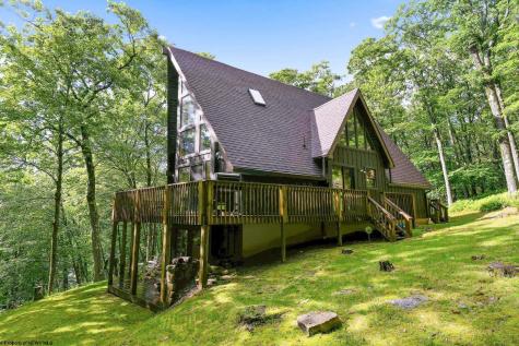 332 Daisy Drive Terra Alta WV 26764