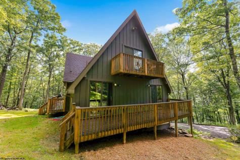 332 Daisy Drive Terra Alta WV 26764
