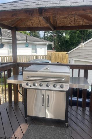127 Willis Street Bridgeport WV 26330