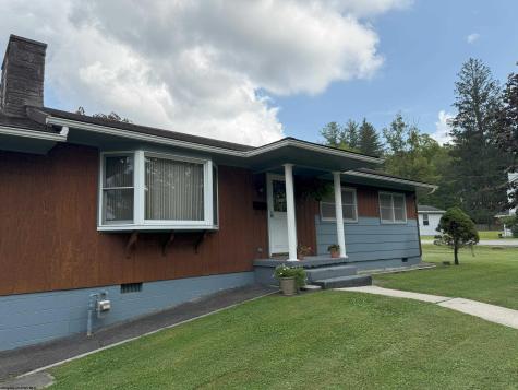 39 Barron Avenue Elkins WV 26241