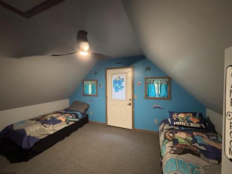 52 Kearns Road Bristol WV 26426
