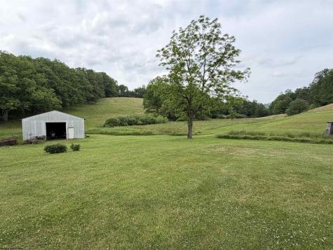 331 Snyder Road Elkins WV 26241