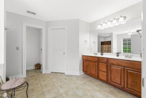206 Van Tassel Court Morgantown WV 26508