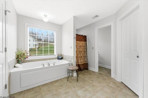 206 Van Tassel Court Morgantown WV 26508