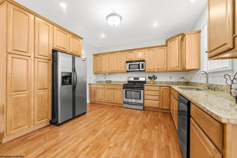 206 Van Tassel Court Morgantown WV 26508