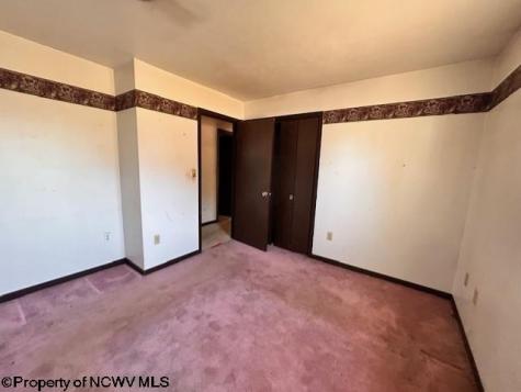 210 Mockingbird Lane Fairmont WV 26554