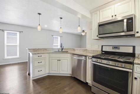 411 Oakdale Avenue Bridgeport WV 26301