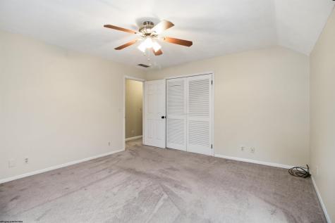 411 Oakdale Avenue Bridgeport WV 26301