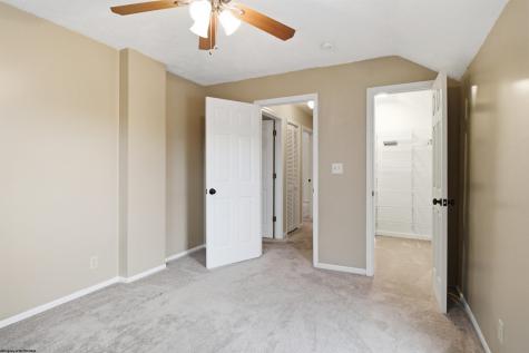 411 Oakdale Avenue Bridgeport WV 26301