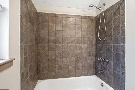 411 Oakdale Avenue Bridgeport WV 26301