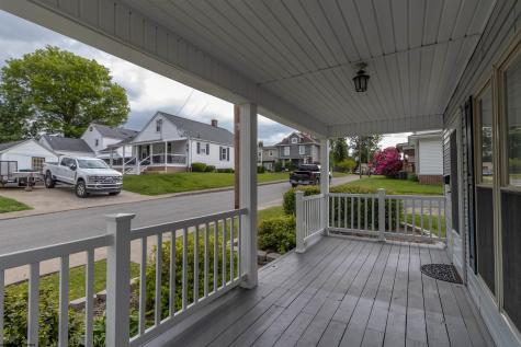 411 Oakdale Avenue Bridgeport WV 26301