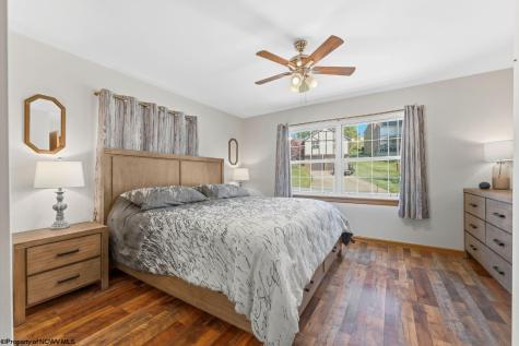 512 Laurel Drive Fairmont WV 26554