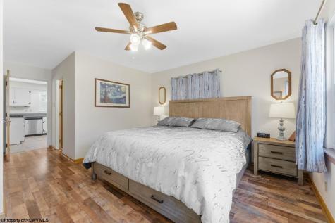 512 Laurel Drive Fairmont WV 26554