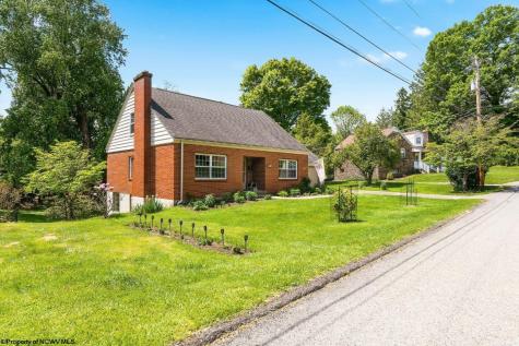 512 Laurel Drive Fairmont WV 26554