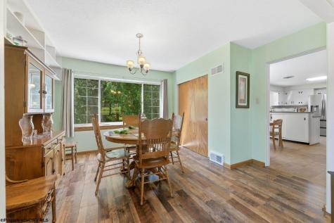 512 Laurel Drive Fairmont WV 26554