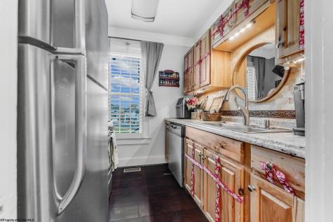 216 Watson Avenue Fairmont WV 26554