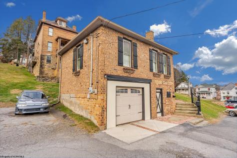 216 Watson Avenue Fairmont WV 26554