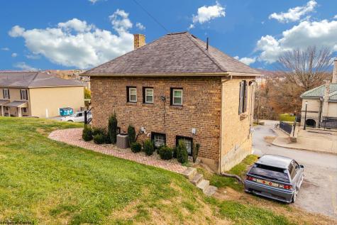 216 Watson Avenue Fairmont WV 26554