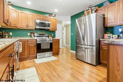 149 Glady Creek Drive Fairmont WV 26554