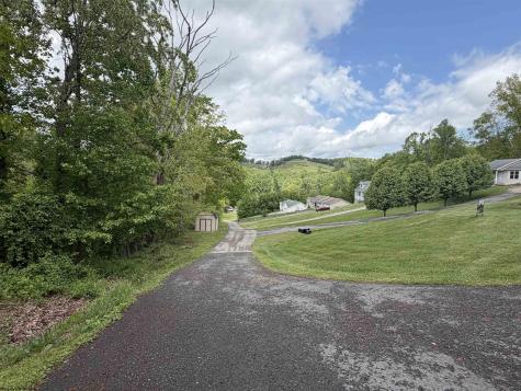 149 Glady Creek Drive Fairmont WV 26554