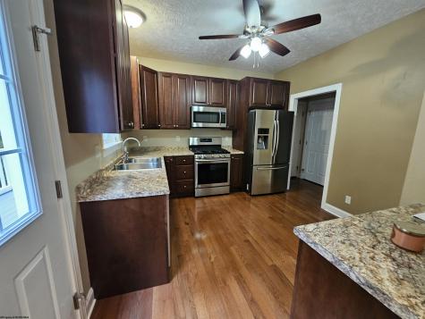 306 Hidden Point Trail Morgantown WV 26508