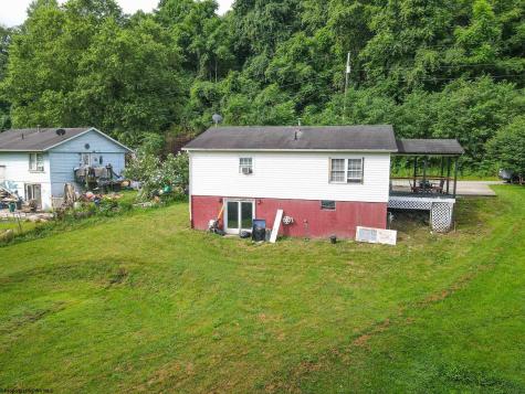 549 Cody Lane Weston WV 26452