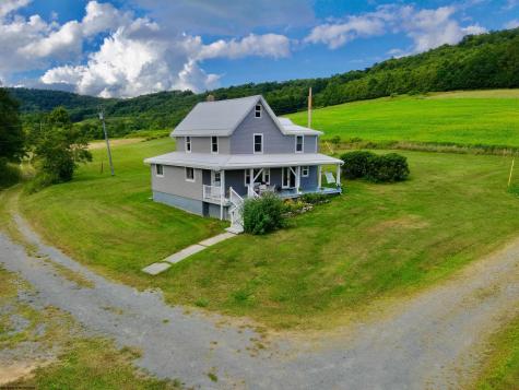 12 Oak Grove Cemetery Road Terra Alta WV 26764