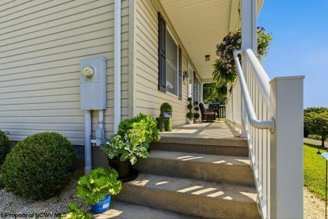 57 Stags Leap Drive Belington WV 26250